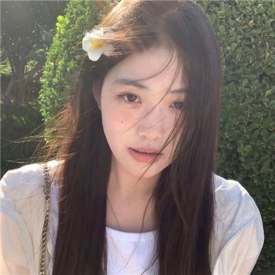 快藏起来!玛琪娜同学海报