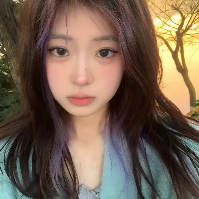 黑白世界海报