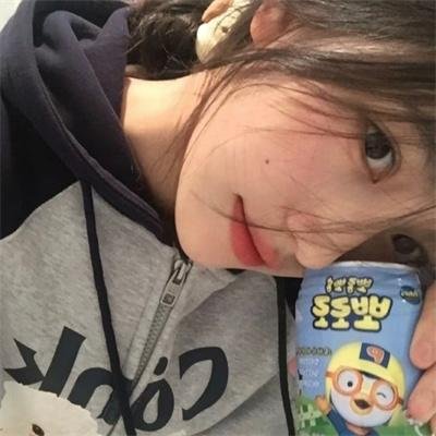 吸血鬼女王海报